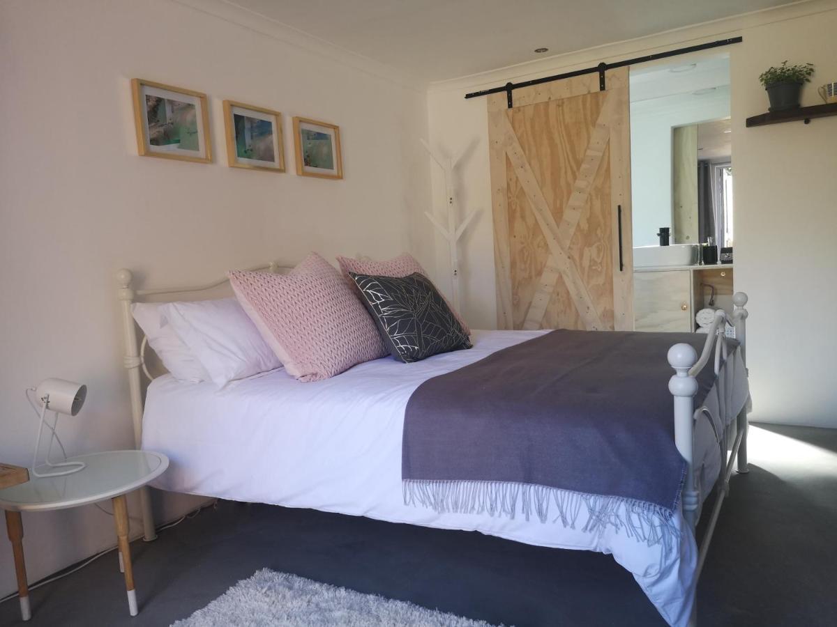 Secure, Private, Queen Room Close To Airport Port Elizabeth Exterior foto