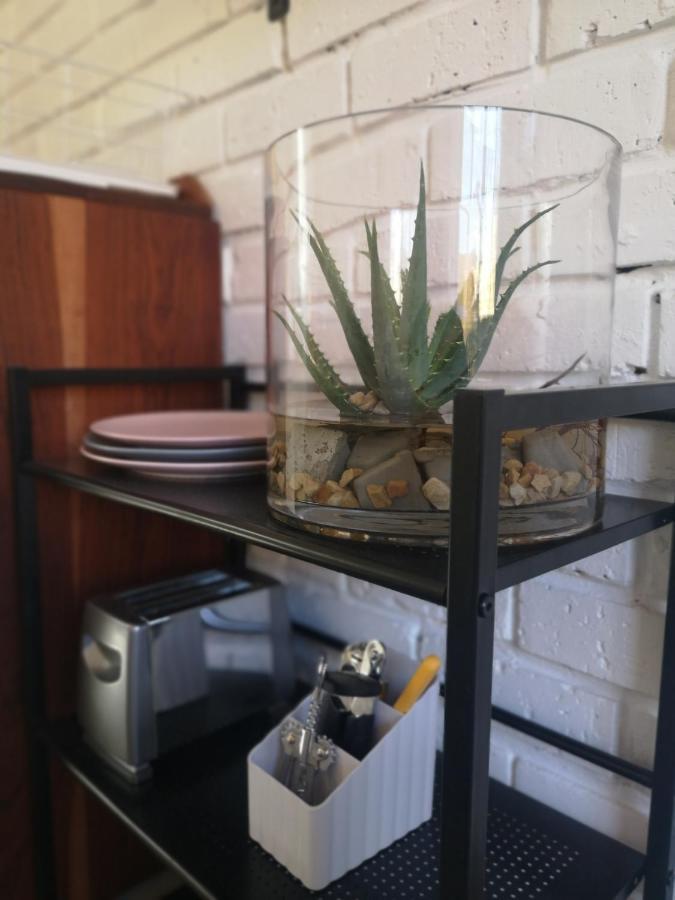 Secure, Private, Queen Room Close To Airport Port Elizabeth Exterior foto