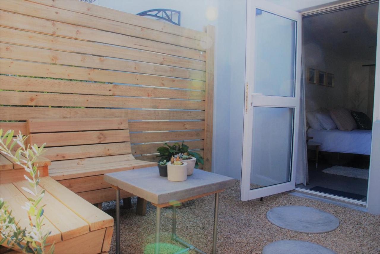 Secure, Private, Queen Room Close To Airport Port Elizabeth Exterior foto