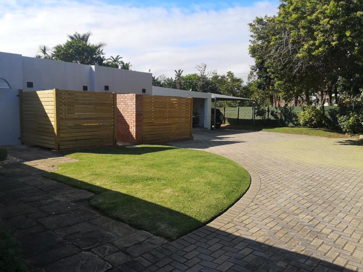 Secure, Private, Queen Room Close To Airport Port Elizabeth Exterior foto